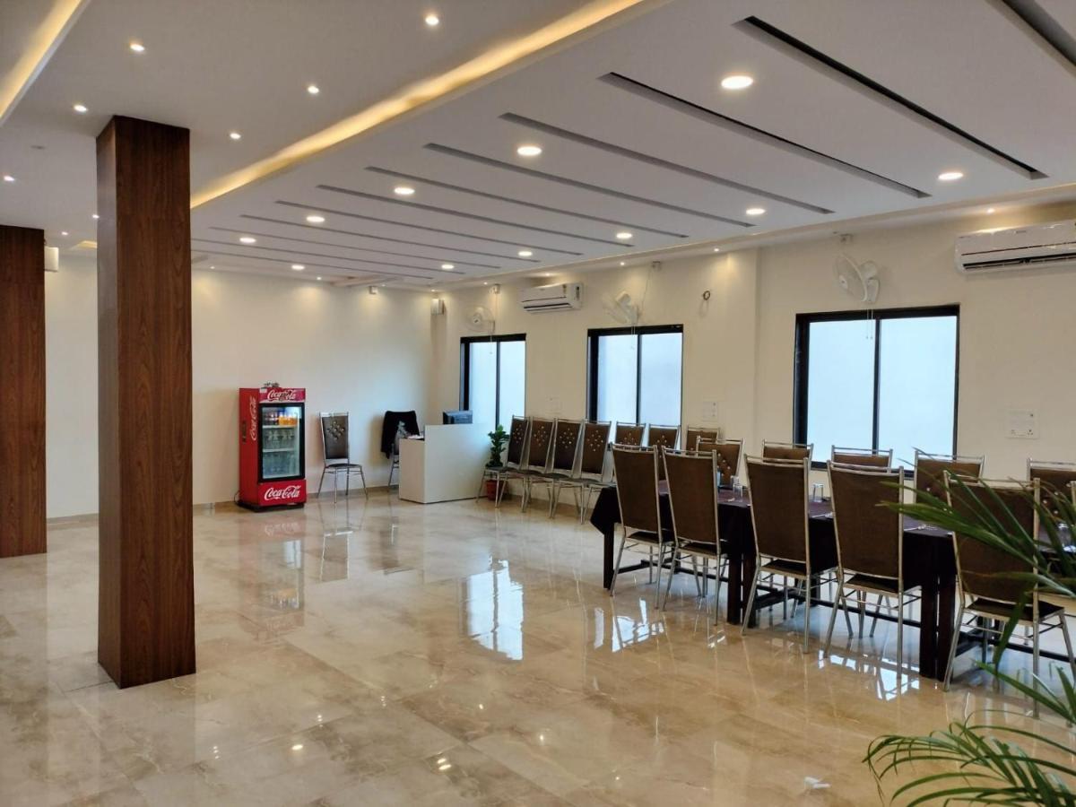 Hotel Satkar International Chhindwāra المظهر الخارجي الصورة