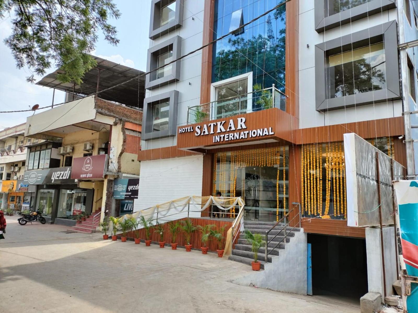 Hotel Satkar International Chhindwāra المظهر الخارجي الصورة