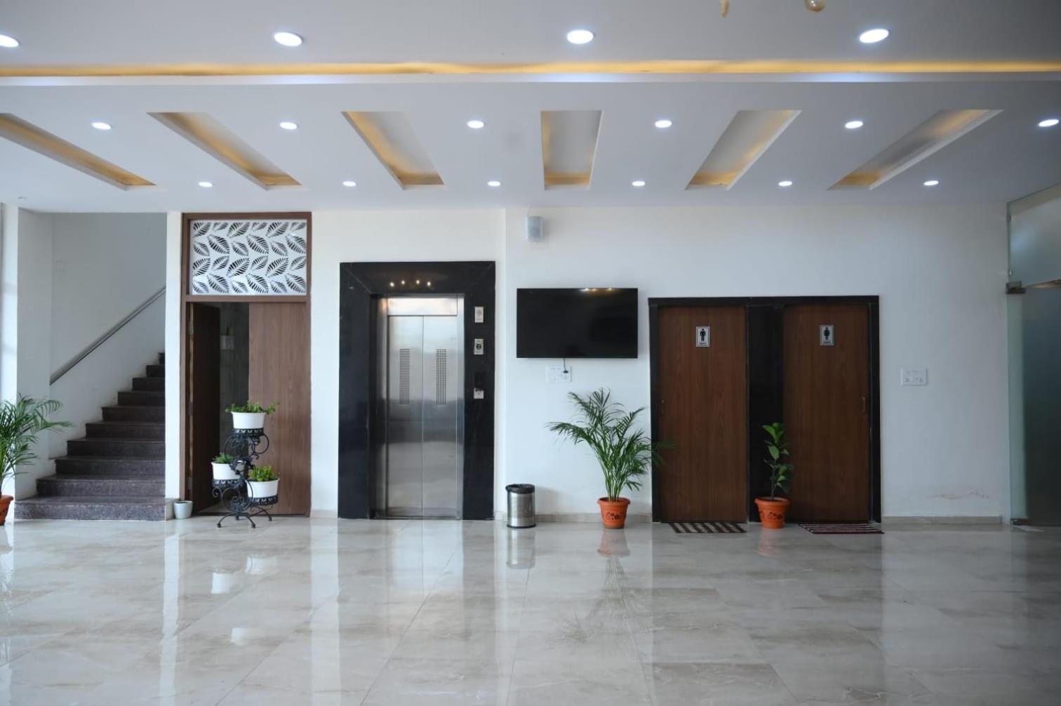 Hotel Satkar International Chhindwāra المظهر الخارجي الصورة